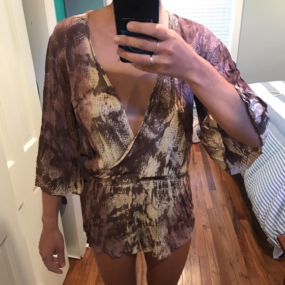 Blue Life Animal Print Romper - Picture 2 of 2